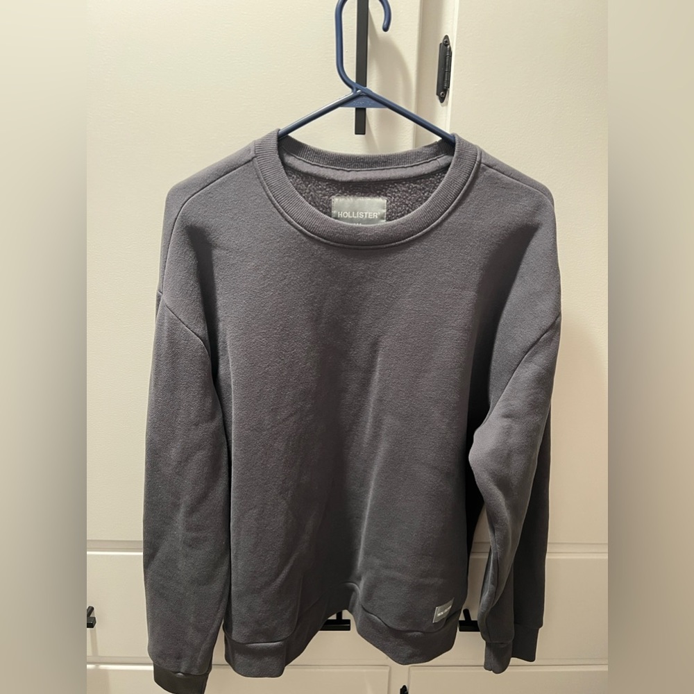 Men’s Hollister crew neck sweatshirt M